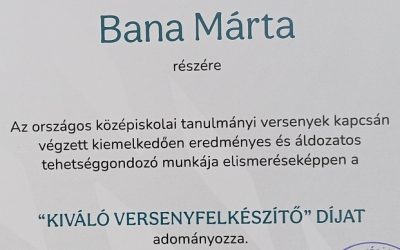 Bana Márta tanárnő elismerő díjat kapott az OKTV díjátadón